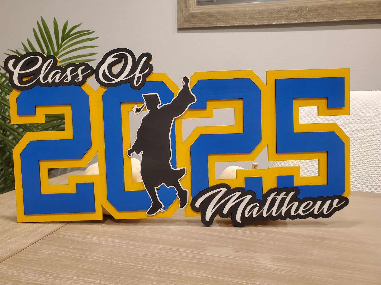 Class of 2025 Personalized Graduation Sign With Grad Silhouette