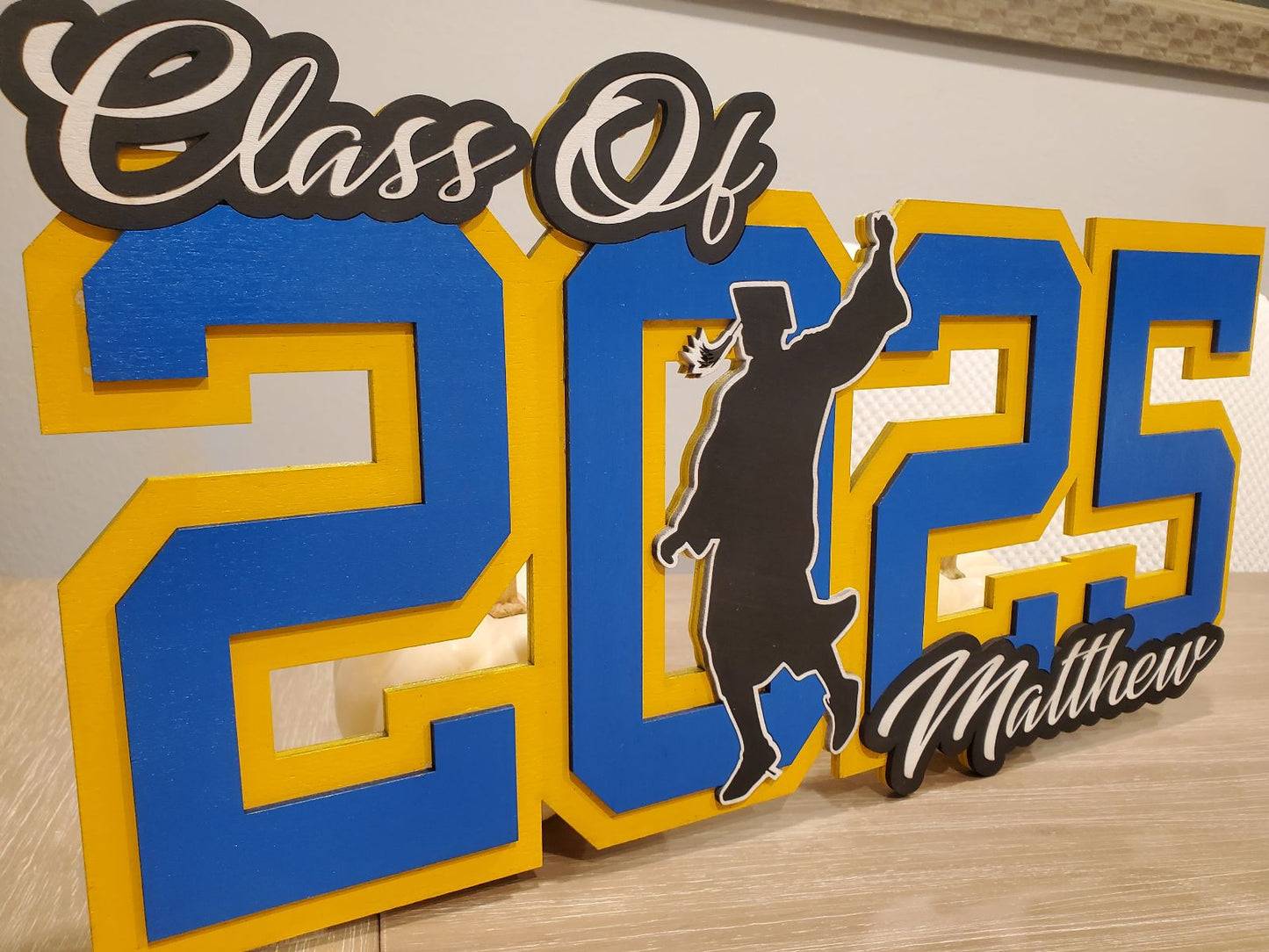 Class of 2025 Personalized Graduation Sign With Grad Silhouette